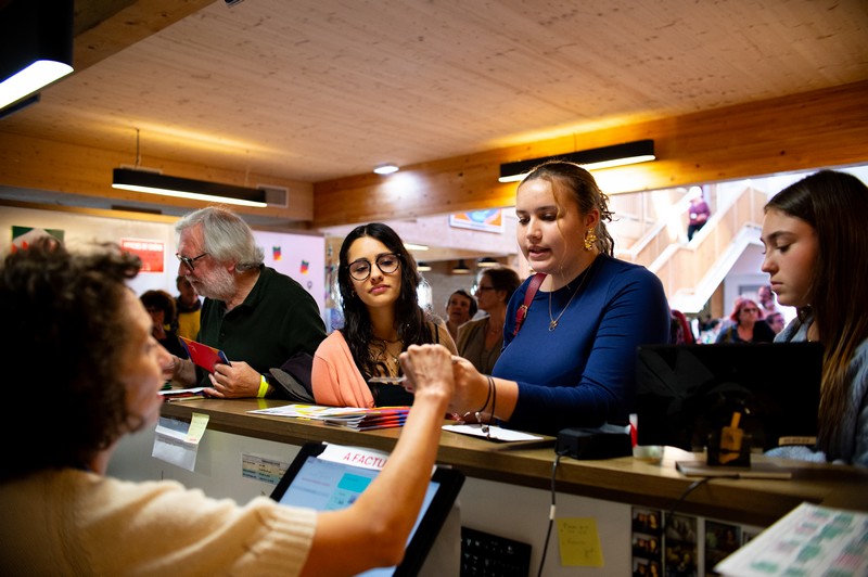 © Paul Roquecave © Paul Roquecave